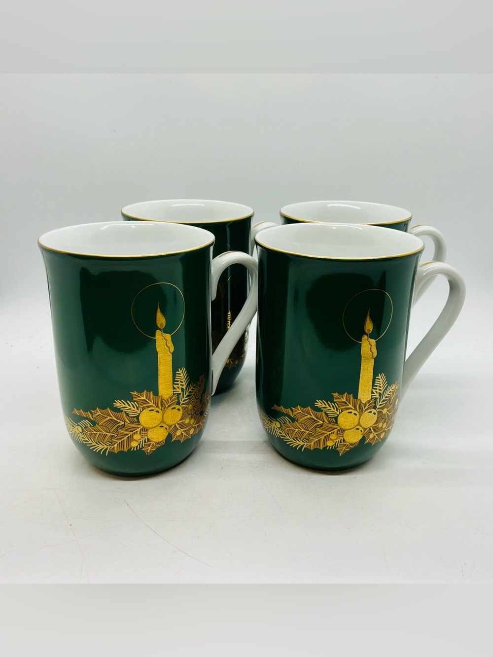 Otagari 4 VTG Coffee Mugs Gibson Greetings Japan Christmas Green Gold Candle